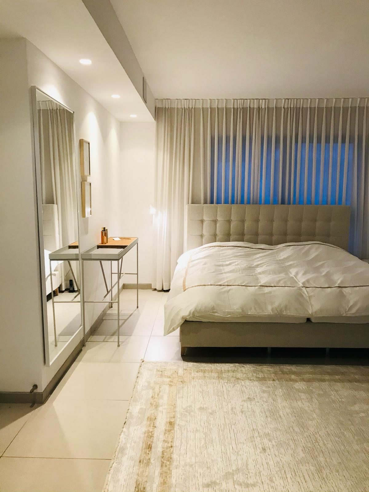 כאן מנמנמים בכיף: 5 בונוסים הכרחיים לחדר שינה פונקציונלי